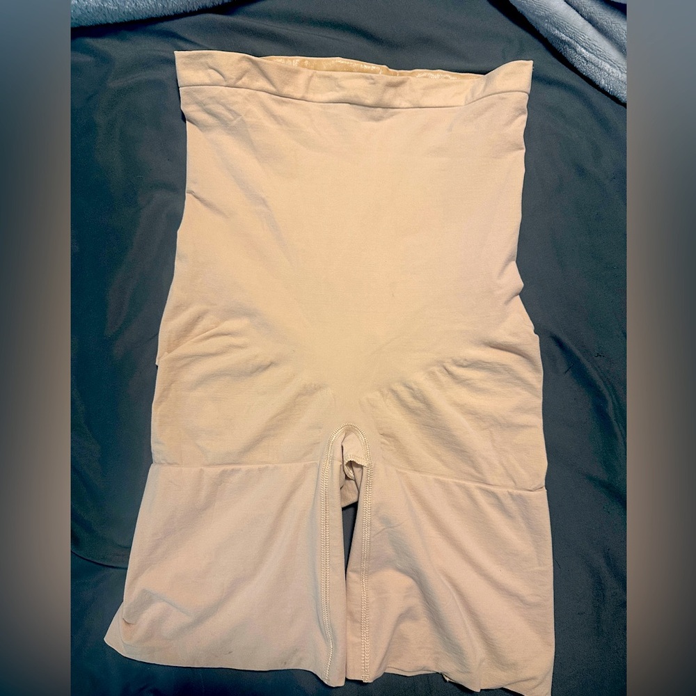 🔥SPANX Power Shaper Shorts Soft Nude Sz 2X 6" Inseam, Ultra Soft, Gently Used‎